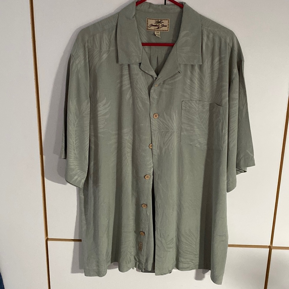 Mens green silk Hawaiian shirt